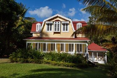 L'htel est dot de 12 cottages trs confortables