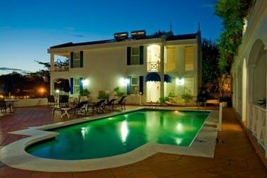 Vritable petit htel de charme  seulement 10 minutes de Gros Islet et Rodney Bay