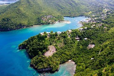 Ainsi vous dcouvrierez la richesse extraordinaire de l'ile de Sainte Lucie .. Du Nord au Sud ..