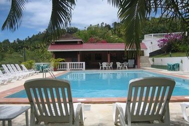 L'htel se situe  quelques minutes de la rserve naturelle de Fregate et de la fort