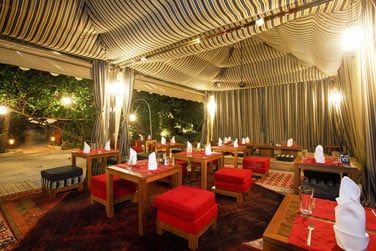 Le restaurant Al Khaimah et son ambiance intime pour une vritable exprience gastronomique.