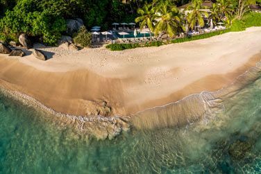 Dans un endroit calme et paradisiaque