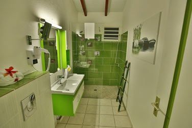 La salle de bain moderne