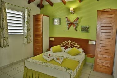 La chambre de la Villa Cascade aux crevisses