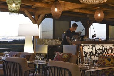 Le bar de l'htel vous attend chaque jour de 11h  22h