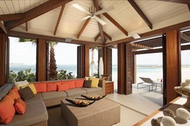 Vous pourrez vous installer dans l'un des 20 luxueux cabanas