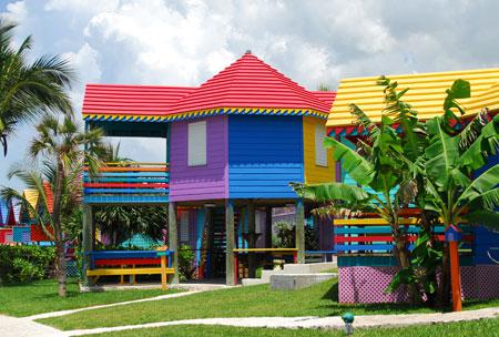 Le bungalow vue mer surlev avec kitchenette et coin repas au rez de chausse