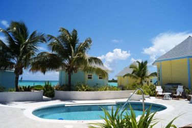 Non loin de la piscine principale