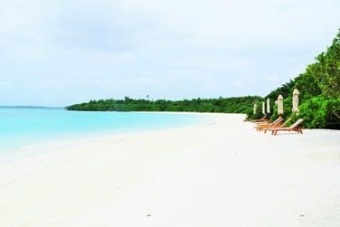 Entre fort, lagon et plages de sable blanc
