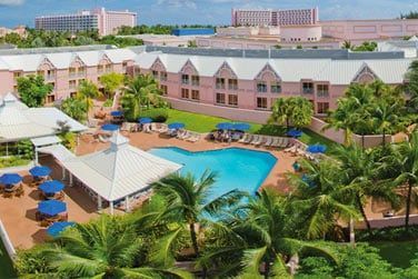 Bienvenue  l'htel Comfort Suites sur Paradise Island