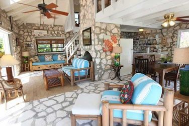 Les pierres apparentes dominent