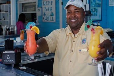 Ne manquez pas les cocktails tropicaux