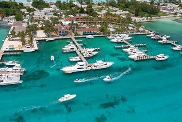 et ses nombreux bateaux