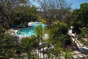 Cette rsidence htelire vous accueille dans un jardin luxuriant de 2 hectares