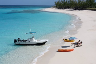 Le tout � deux pas d'une magnifique plage de sable blanc