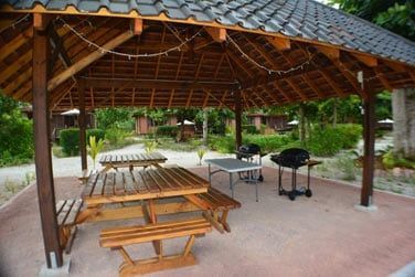 Espace barbecue pour dguster la pche du jour