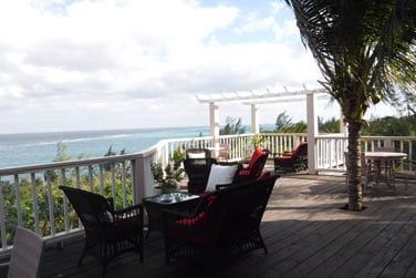 Sirotez un verre en terrasse face  cette belle vue sur l'ocan...