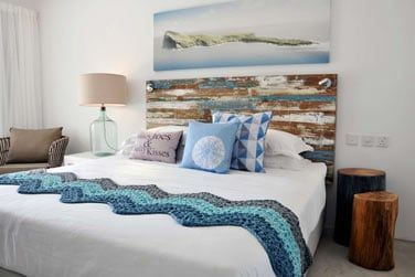 Le blanc et le bleu sont en valeur pour un rendu trs lumineux