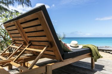 Prlassez vous dans un de vos transats disponibles pour votre meilleur confort