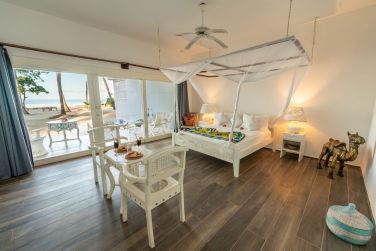 photo Diamonds Mapenzi Beach Zanzibar Zanzibar