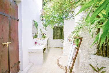 photo Indigo Beach Zanzibar Zanzibar