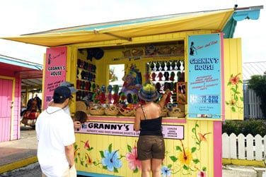 Vous pourrez y acheter de nombreux souvenirs de vacances