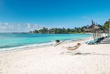Se prlasser au soleil au bord du lagon : un vritable bonheur !