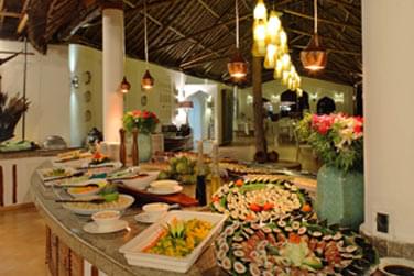 Le restaurant Makuti sert des plats sous forme de buffet