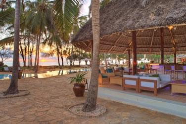 L'htel en bord de mer offre un confort ingal