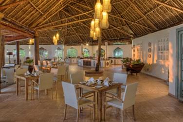 L'intrieur du restaurant principal Le Makuti