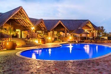 Les lodges au coeur de la rserve se fondent parfaitement avec l'environnement