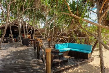 L'extrieur du Sanctuary Saadani Safari Lodge