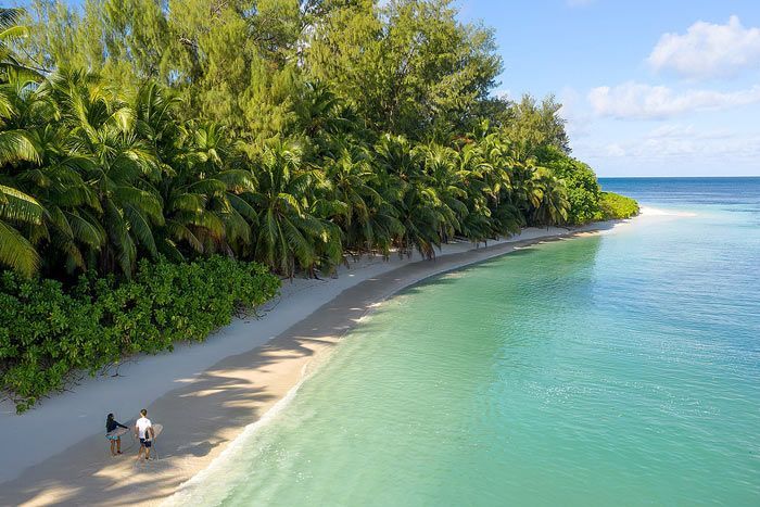 photo four seasons resort seychelles at desroches island