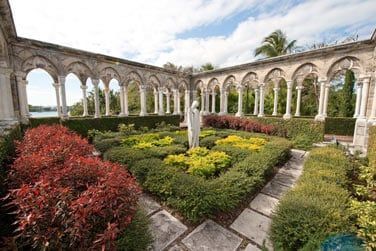 Dcouvre le riche pass historique de la capitale