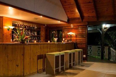 Prs de la rception ou en bord de piscine