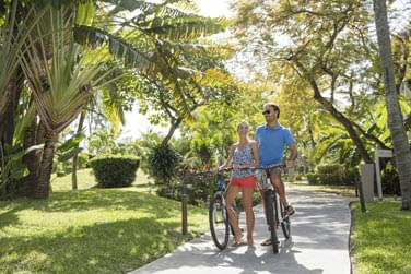 Baladez-vous  vlo dans l'htel et les alentours