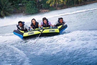 De la boue tracte pour des fous rires et des sensations fortes !