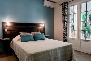 L'une des deux chambres de la Villa