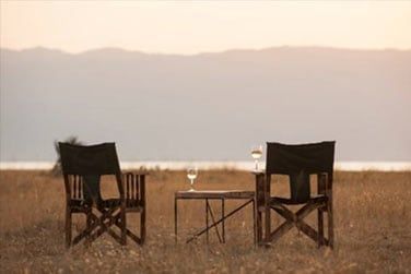 Observez le coucher de soleil depuis le sommet d'une 'kopje' lors d'un apritif priv