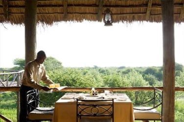 Le petit djeuner face  une superbe vue