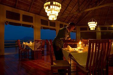 Le restaurant propose une dlicieuse cuisine prpare  base de produits locaux