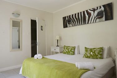 Deux des dix chambres sont communicantes.