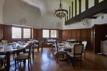 La salle de restaurant datant des annes 1890 o vous pourrez prendre votre petit djeuner.