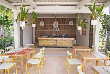 Le Restaurant Le Cocotier propose une dlicieuse cuisine varie