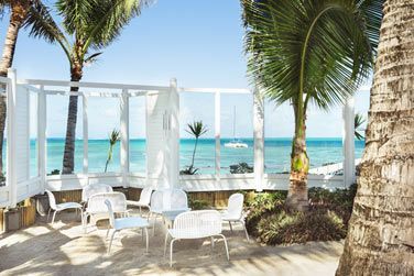 Dtendez-vous face au lagon turquoise...