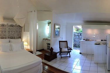 Le Studio Crole Confort est dcor dans un style trs exotique