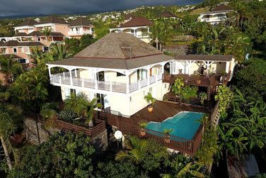 La vue panoramique sur la Villa des Palmes