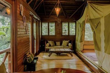 L'une des chambres du Mara Sarova