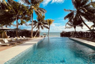 L'une des piscines de l'Indian Ocean Lodge