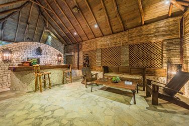 Spa exceptionnel parfaitement intgr  la vgtation tropicale